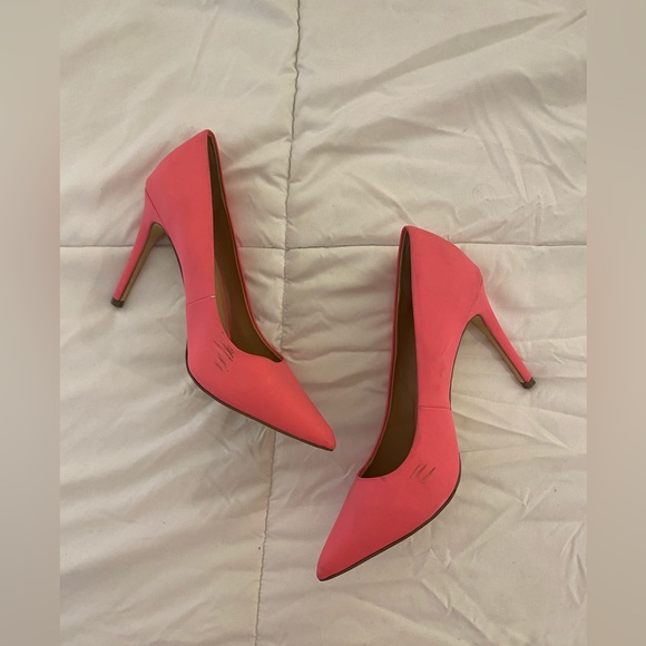 MIX NO. 6 | Size 10 Pumps - Pink - Picture 2 of 3